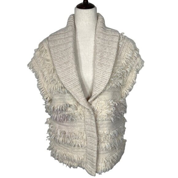 BY ANTHROPOLOGIE Shaggy Sweater Vest Cream Sz XS/S EUC - Picture 1 of 5